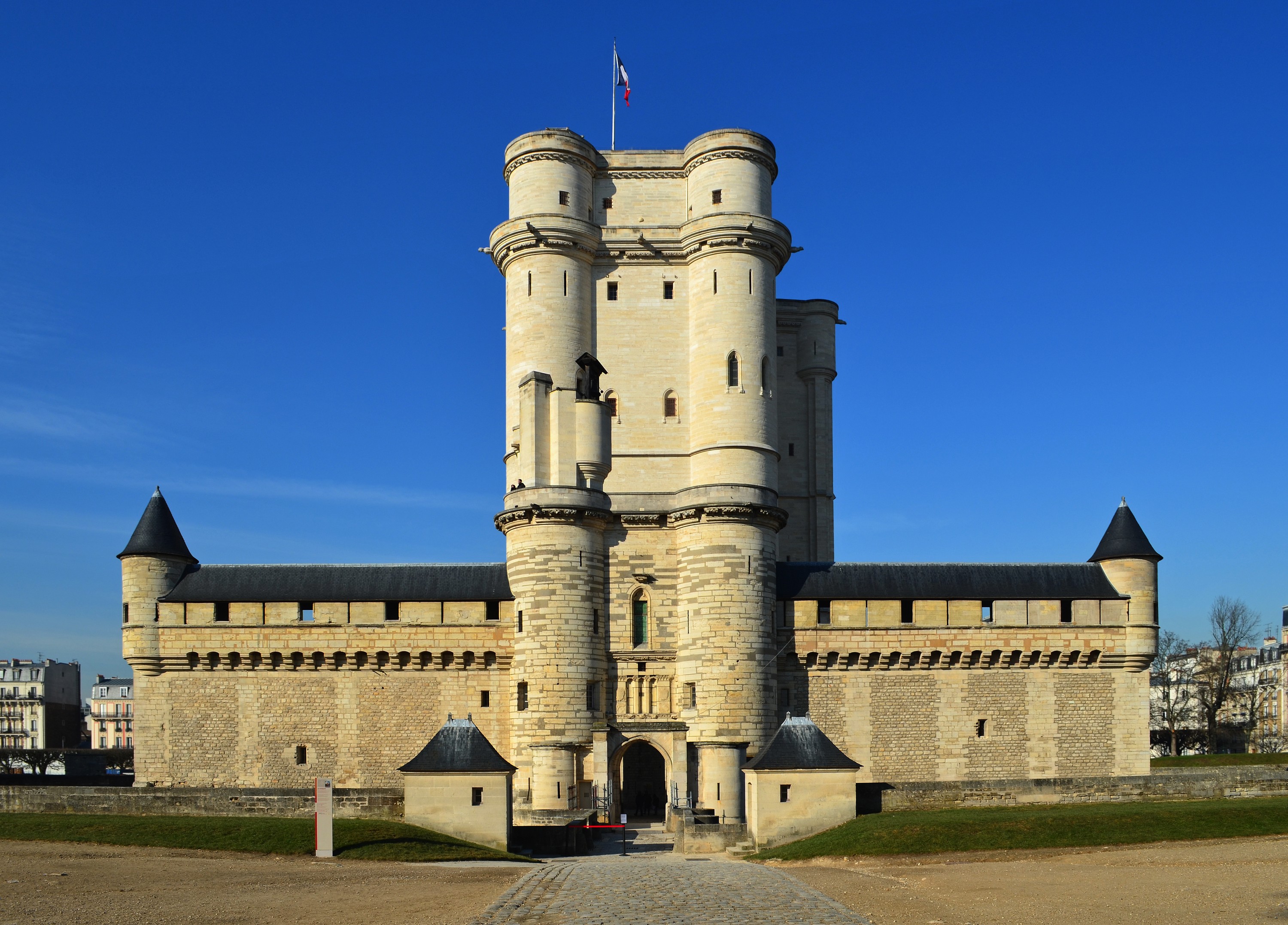 Château de Vincennes Château de Vincennes